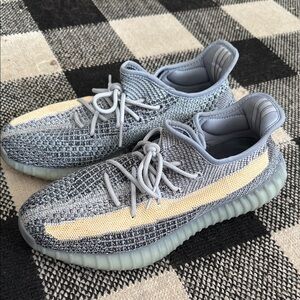 Yeezy Boost 350 ‘Ash Blue’